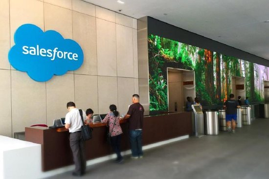 Salesforce拟招聘2000员工销售人工智能软件